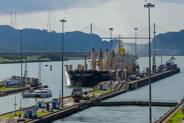2022财年巴拿马运河船舶通行量创历史纪录