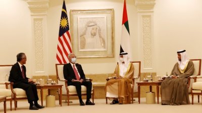 首相展开阿联酋4天访问 将会晤总统参观国家石油公司