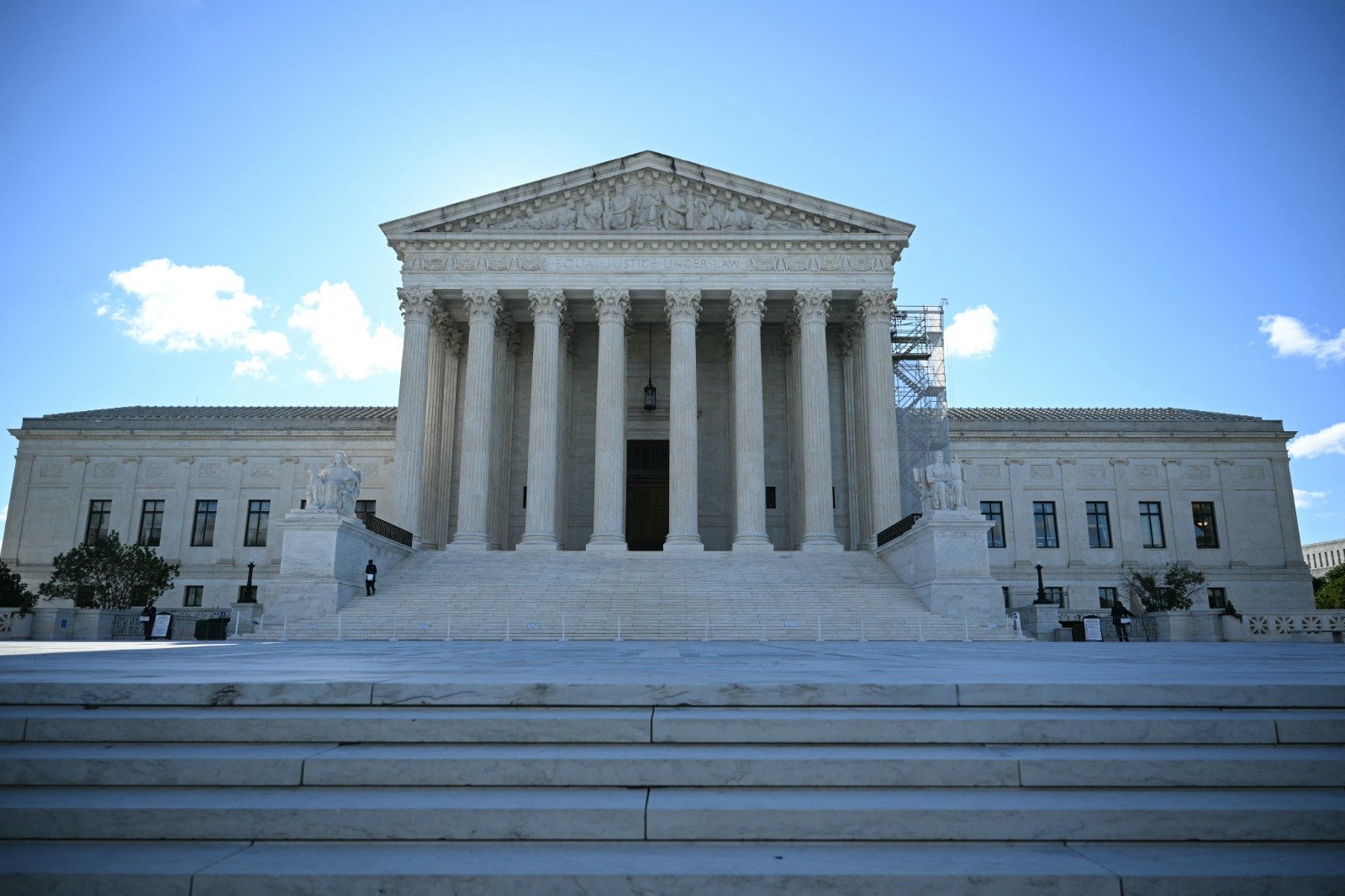 图为美国最高法院大楼外观。（图取自法新社）